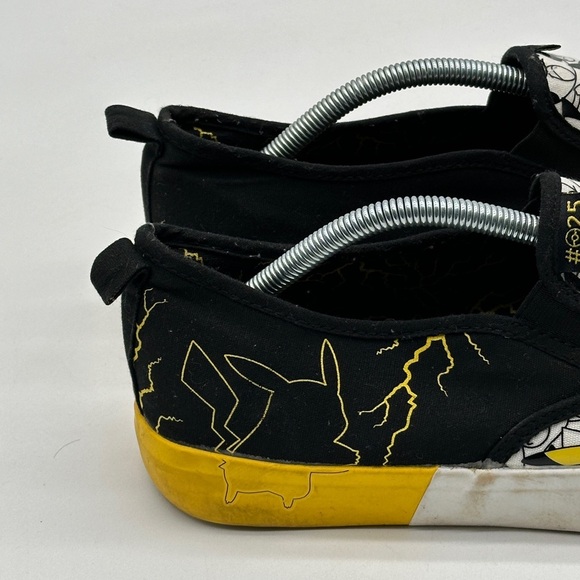 Pokemon Pikachu Shoes Canvas Slip Ons Men's New Groundup Size 11.5 - Picture 5 of 15